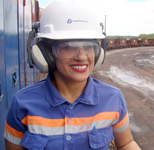 Empresa contrata mulheres para atuar na área de mineração